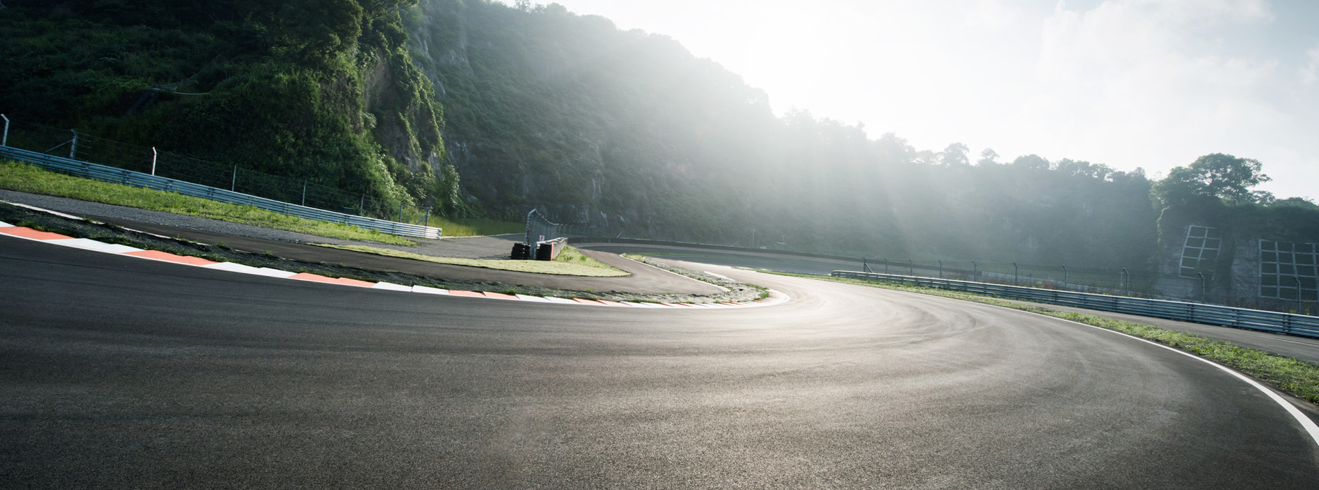 Motorsport articles